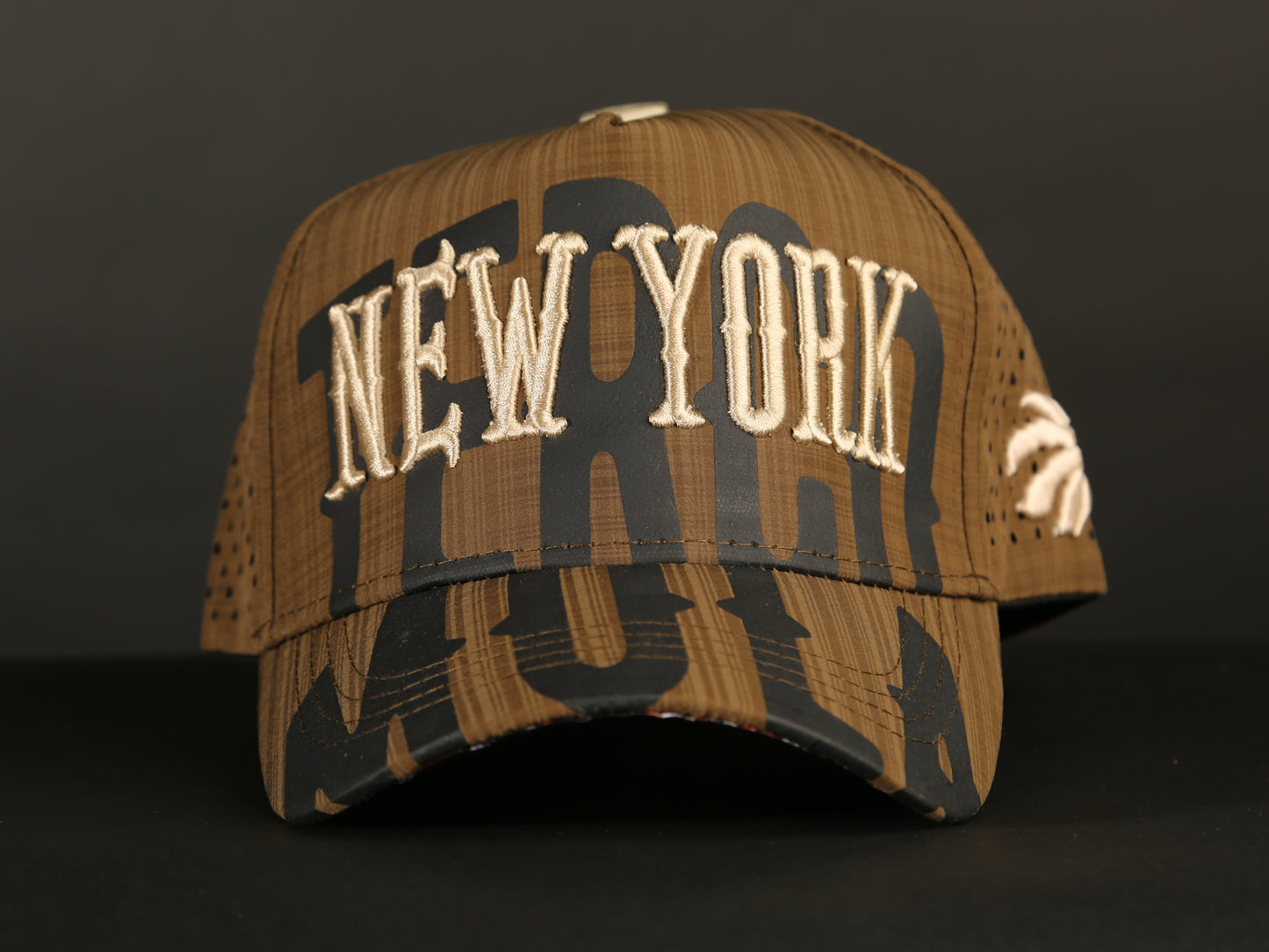 CAP NEW YORK (MIRROR)