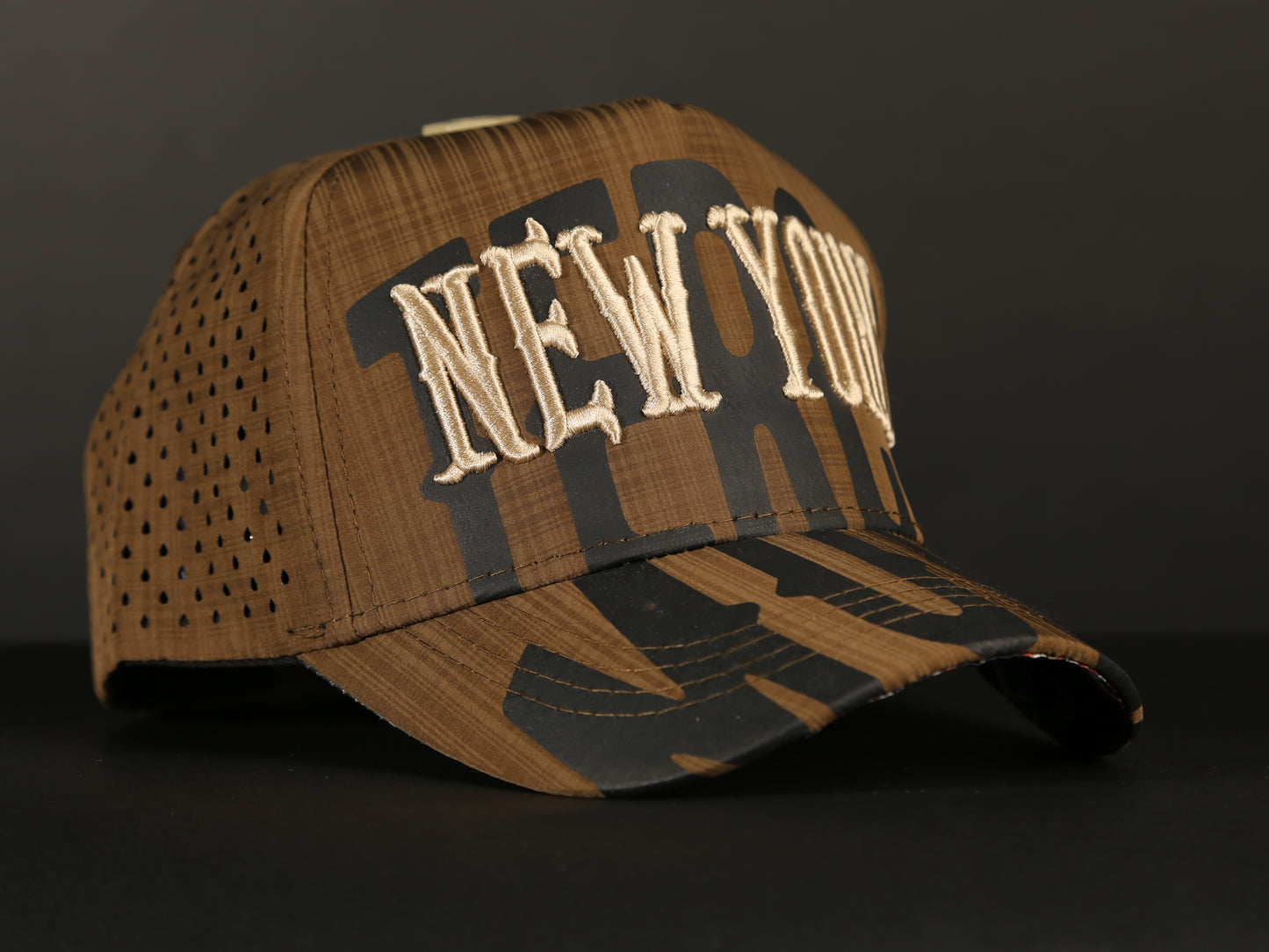 CAP NEW YORK (MIRROR)