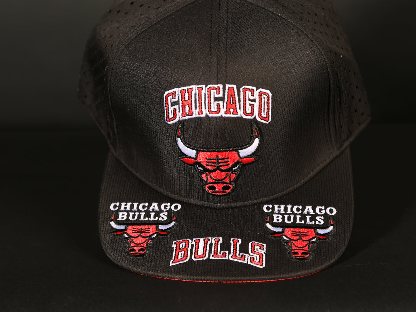 CAP CHICAGO BULLS STRAIGHT (MIRROR)