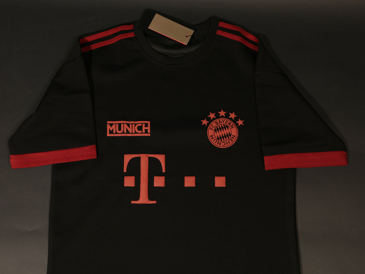BAYERN T-SHIRT