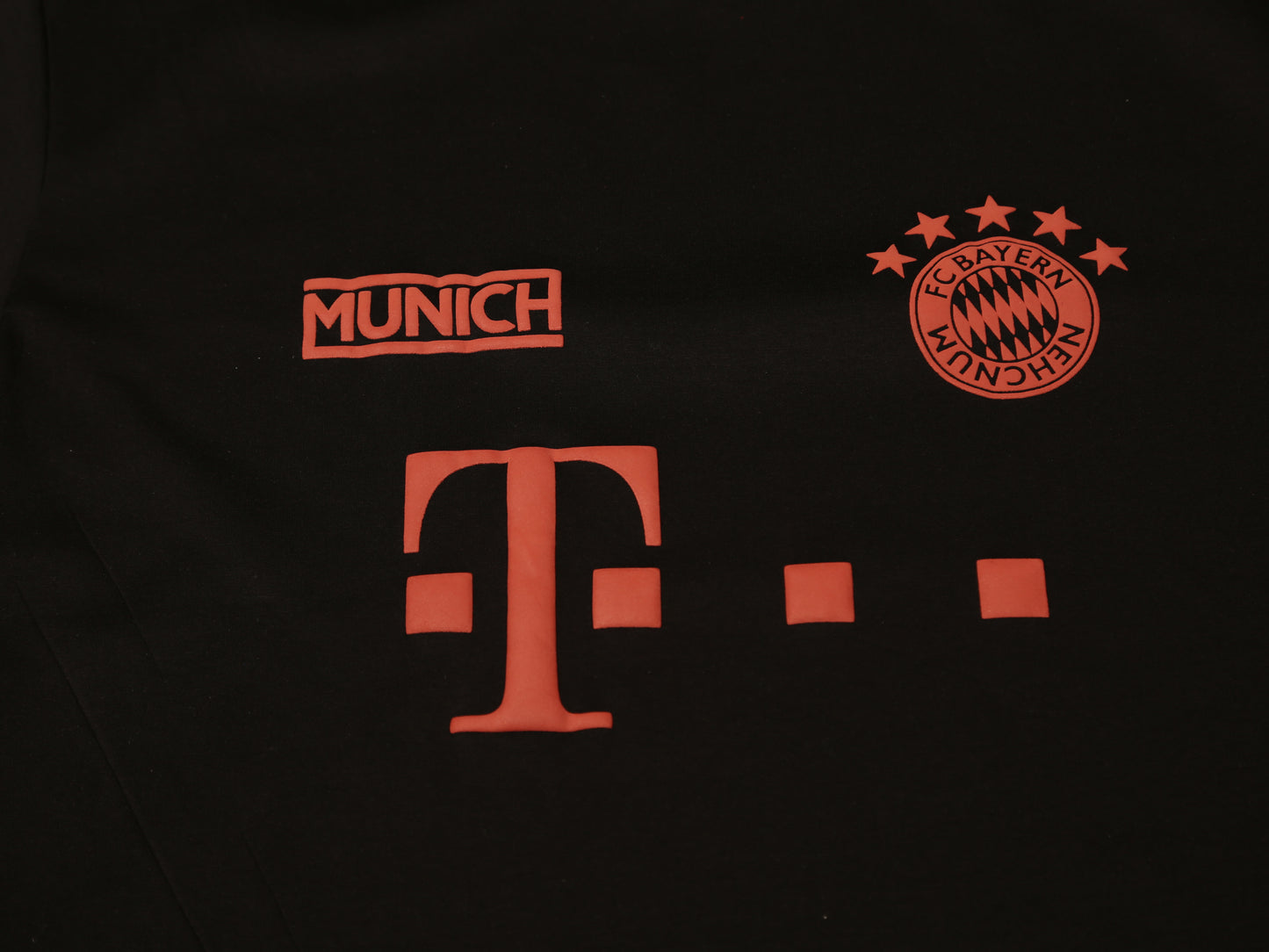 BAYERN T-SHIRT