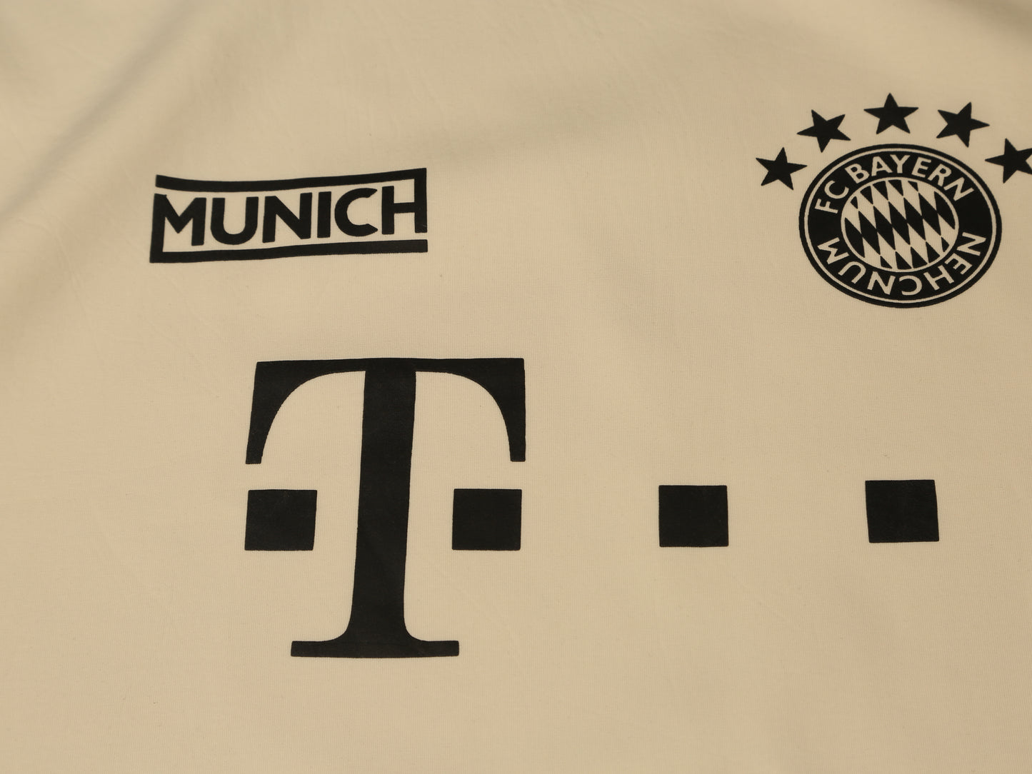 BAYERN T-SHIRT