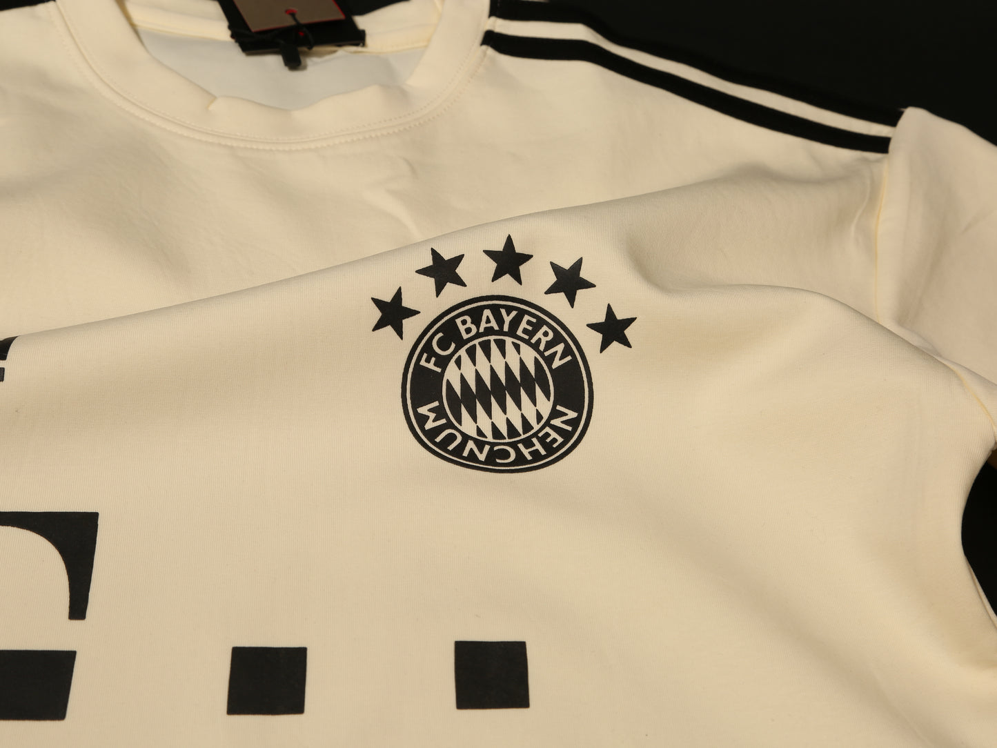BAYERN T-SHIRT