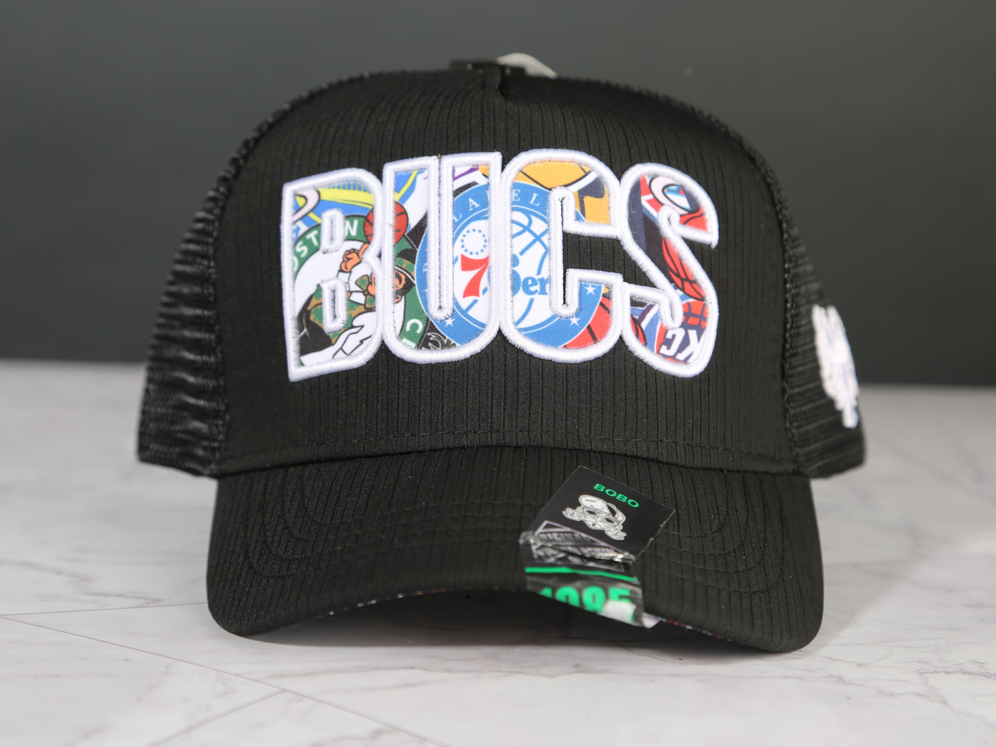 Cap Bucs black cap (mirror)