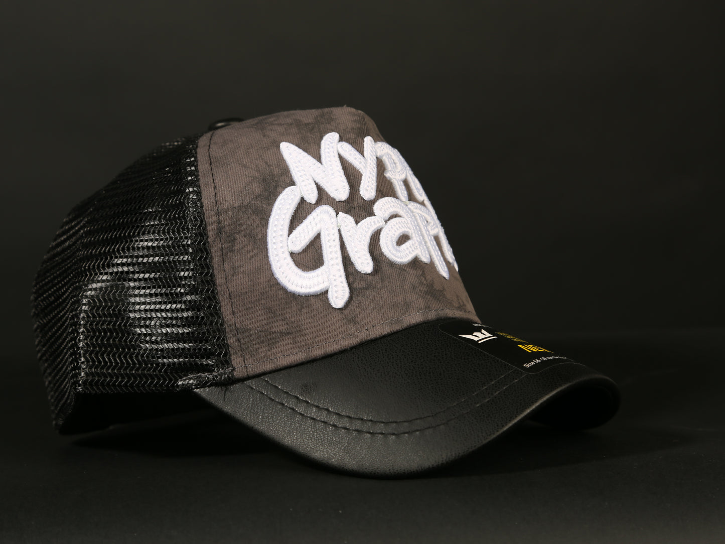 CAP GRAPHY  (MIRORR)