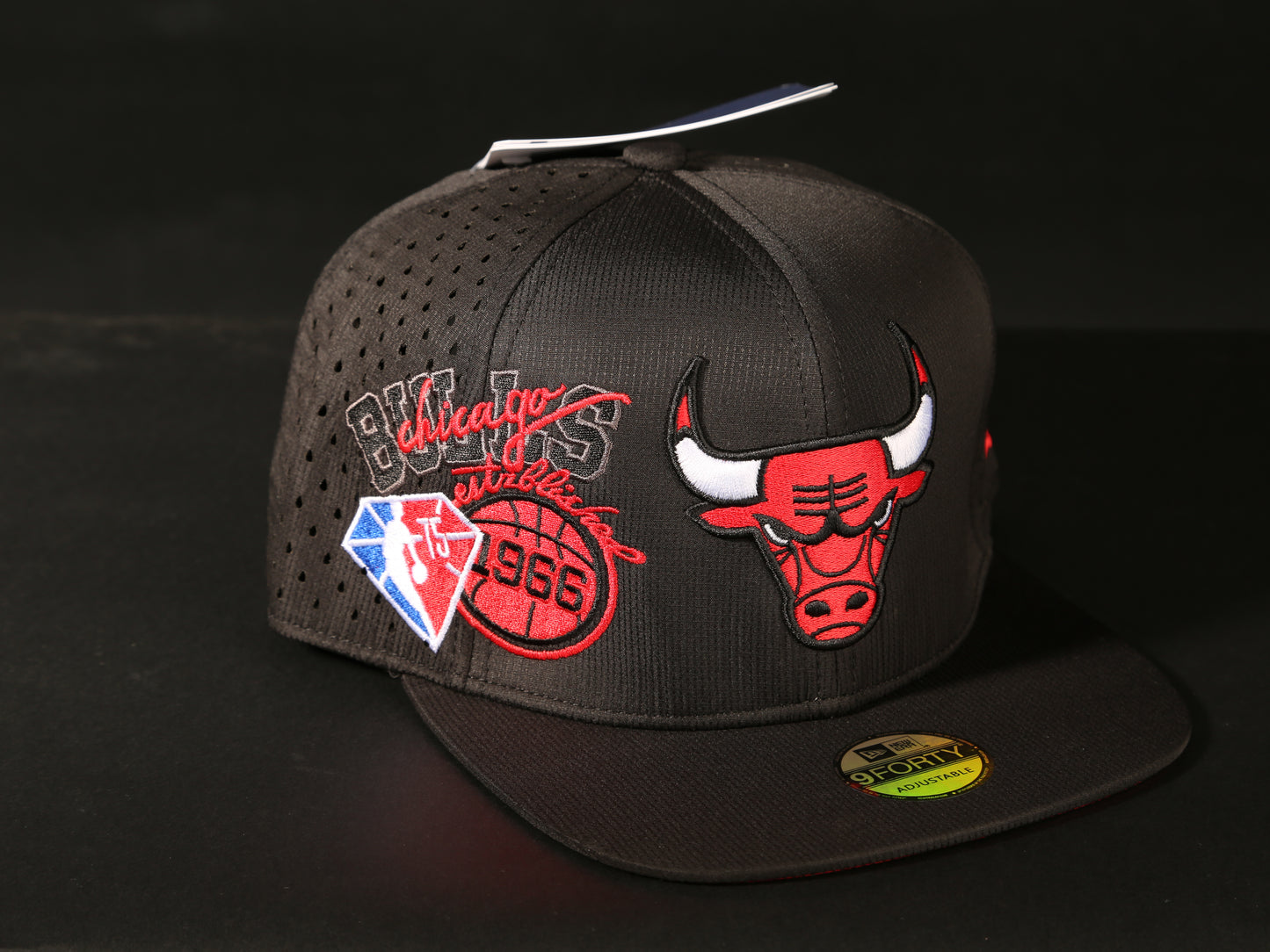 CAP CHICAGO BULLS STRAIGHT (MIRROR)