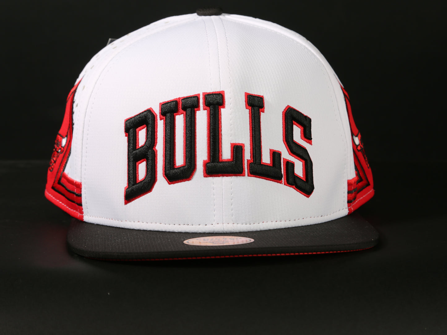 CAP CHICAGO BULLS STRAIGHT (MIRROR)
