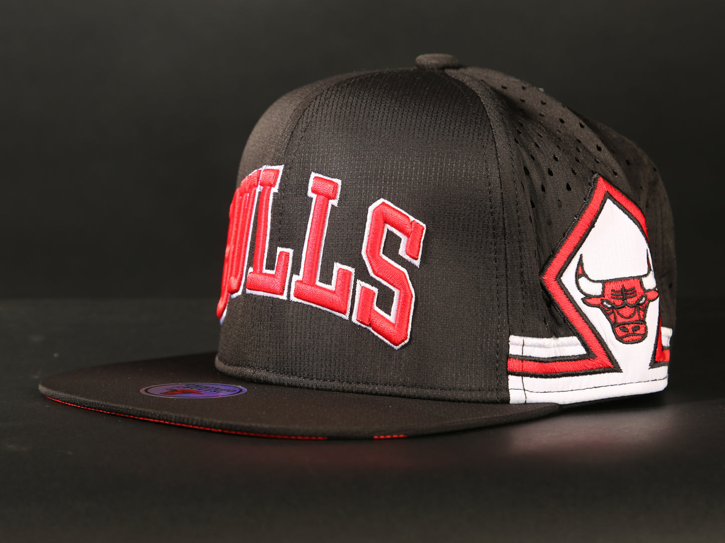 CAP CHICAGO BULLS STRAIGHT (MIRROR)