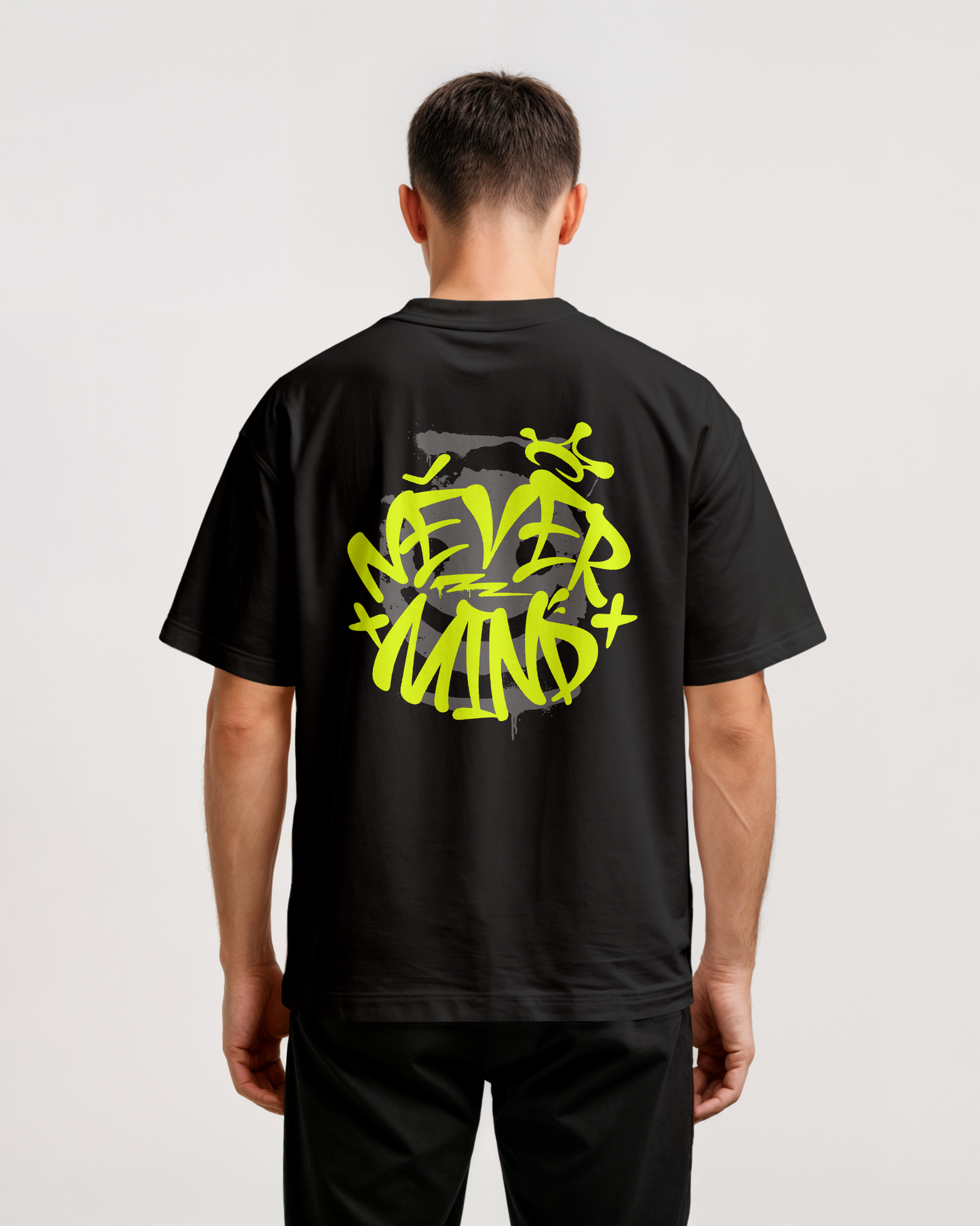 T- SHIRT NEVER MIND DESIGN